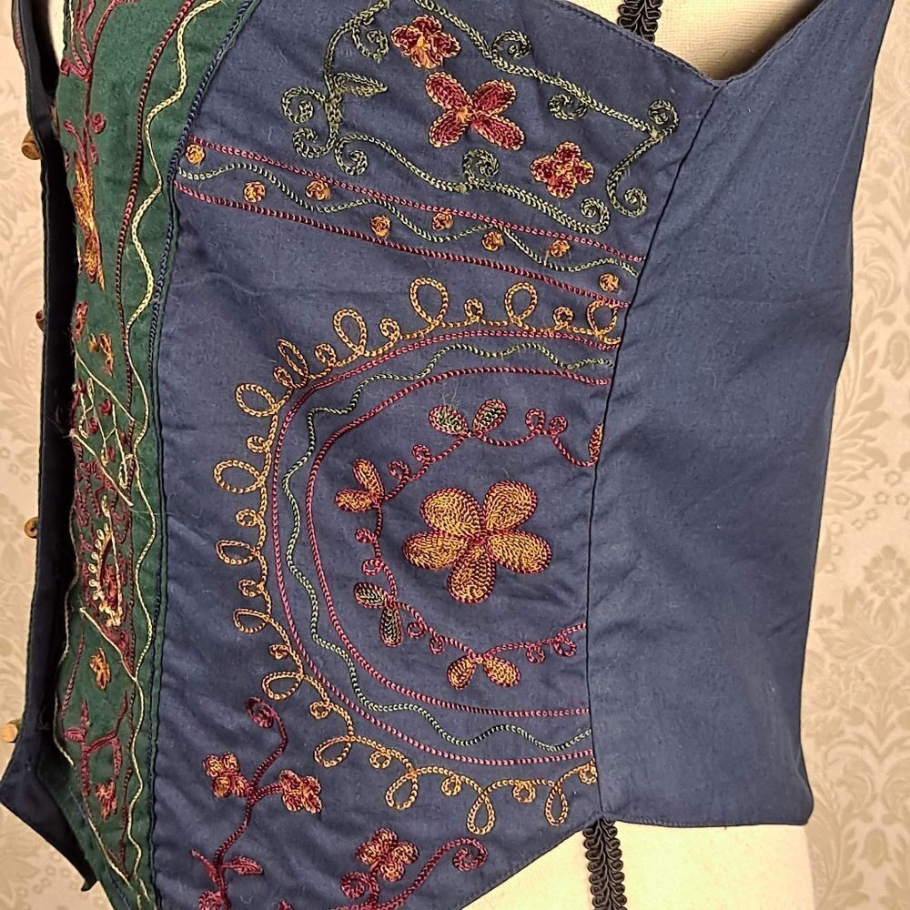 Solutions Petite Size Small Patchwork Floral Embr… - image 7